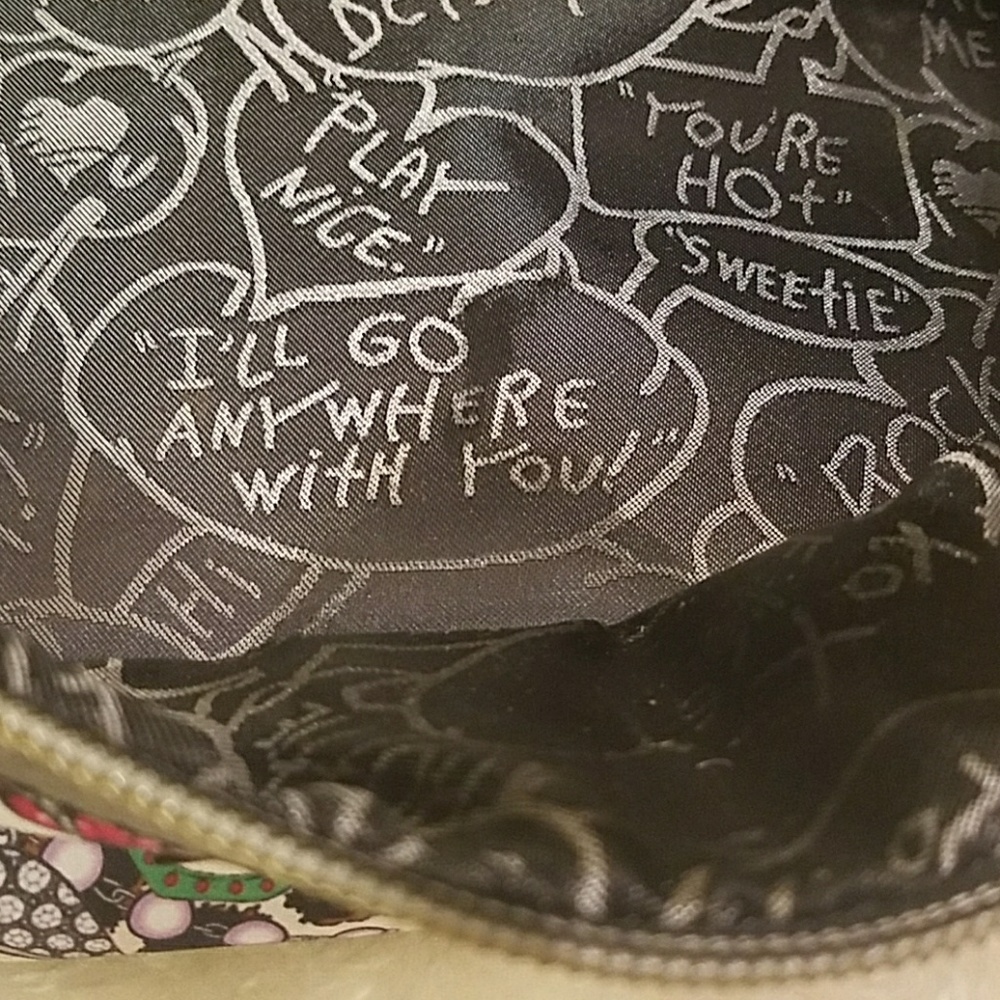 Betsey Johnson Cosmetic bag - Picture 5 of 5